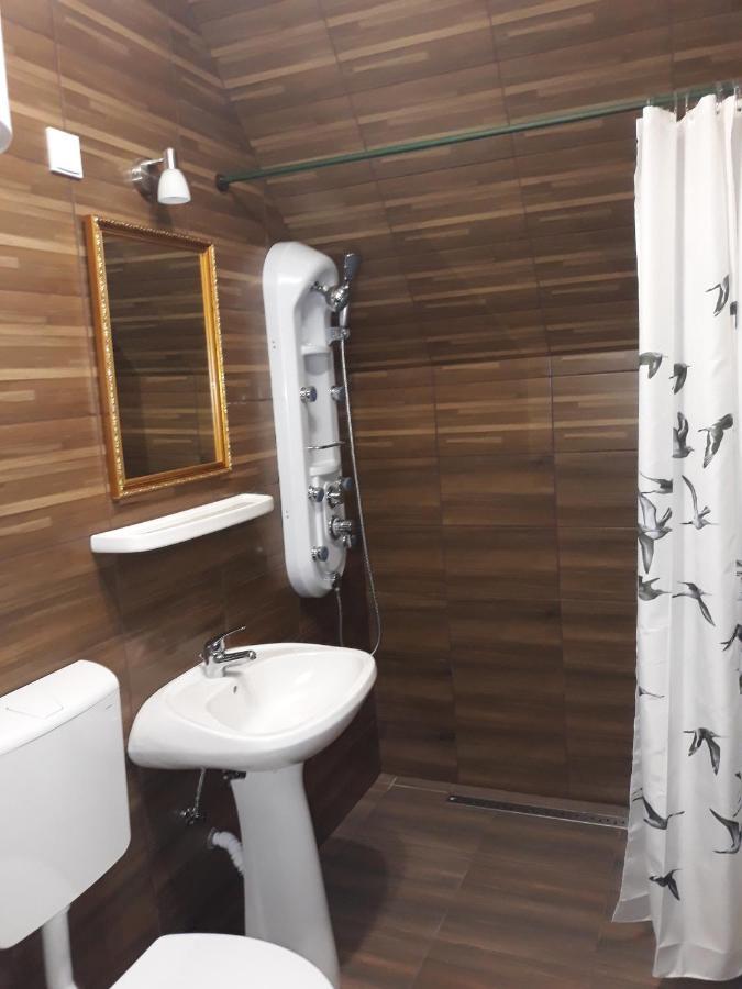 St. Kristof Vendeghaz Hotel Abádszalók Eksteriør billede